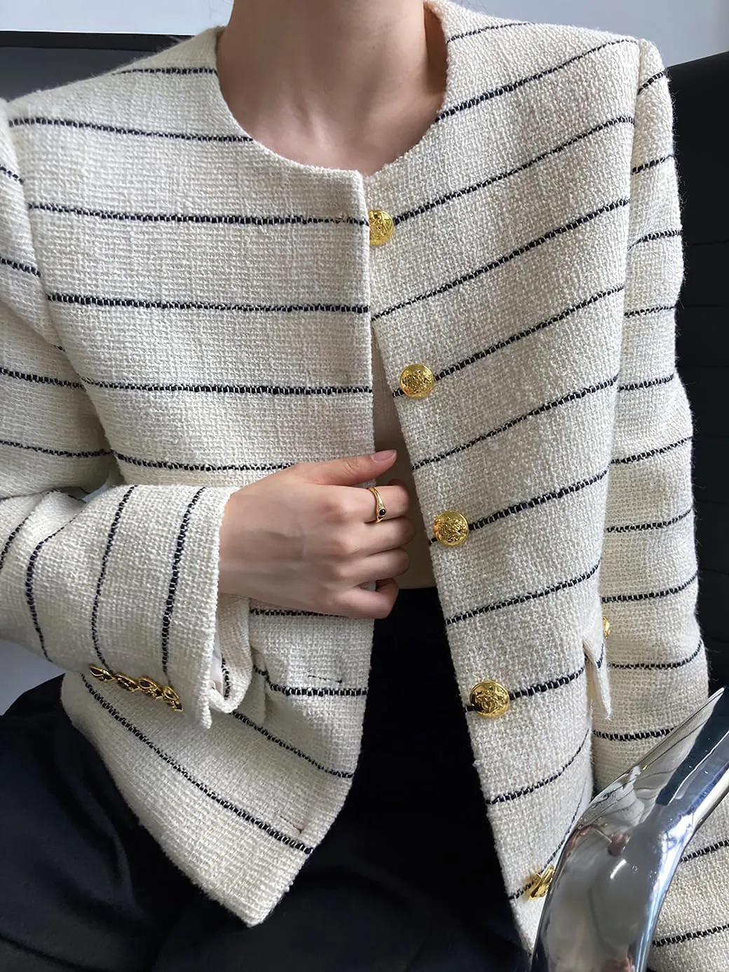 chouyatou Women's Elegant Business Casual Striped Tweed Blazer Cropped Jacket Open Front Short Suit Top