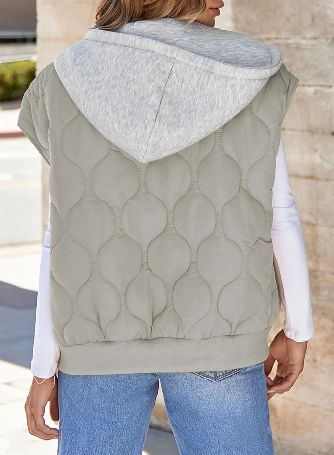 EVALESS Hooded Puffer Vest Women 2024 Zip Up Sleeveless Quilted Vests with Pockets