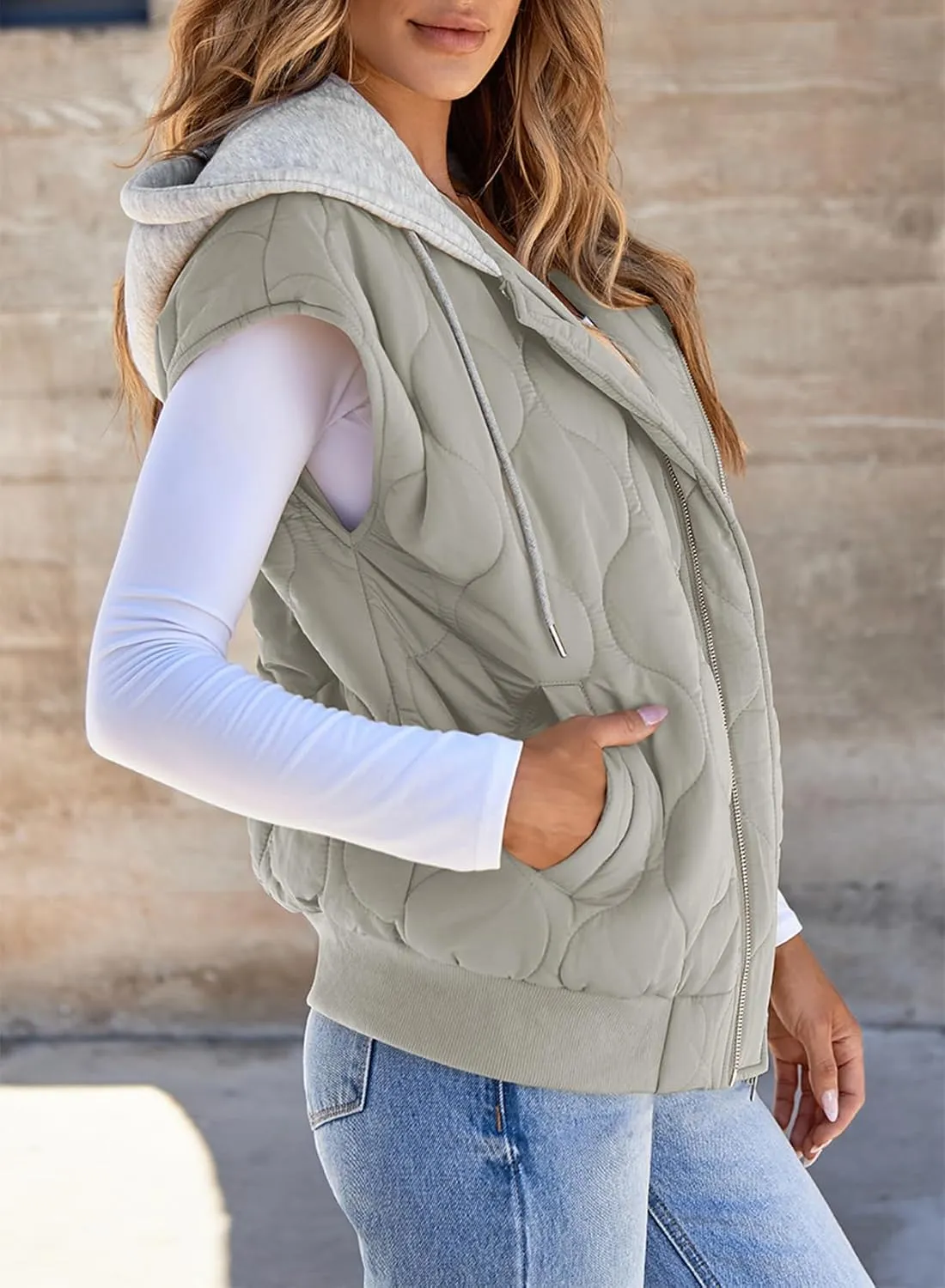 EVALESS Hooded Puffer Vest Women 2024 Zip Up Sleeveless Quilted Vests with Pockets