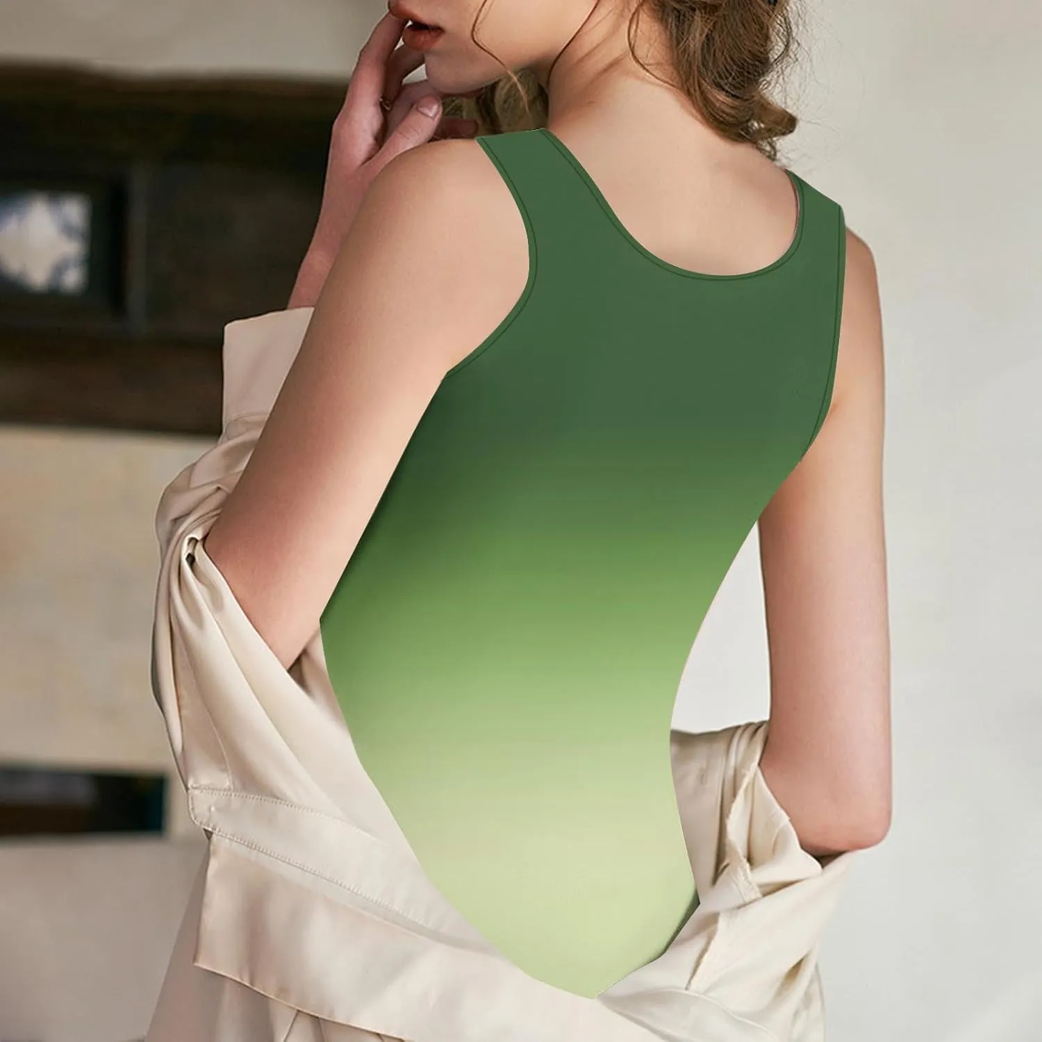 Gradient Tank Tops for Women Built in Bra Ombre Sleeveless Athletic Workout Camisole Tops Comfy Stretchy Daily Yoga Top