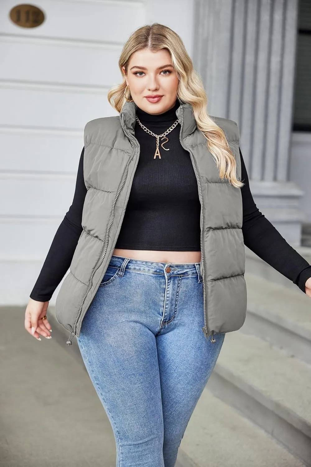 IN'VOLAND Women's Plus Size Zip Up Puffer Vest Stand Collar Outerwear Sleeveless Padded Jacket Coat with Pockets