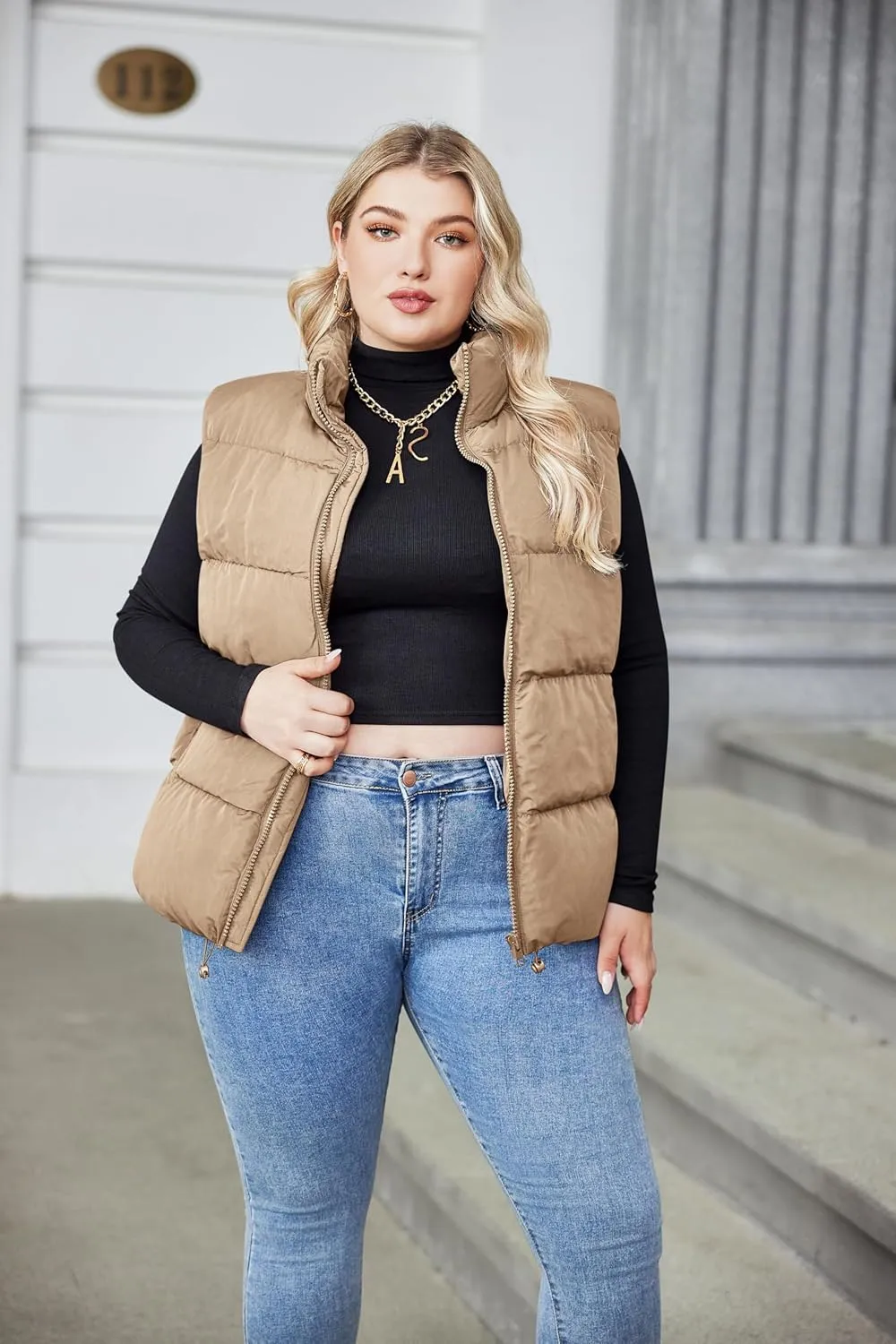 IN'VOLAND Women's Plus Size Zip Up Puffer Vest Stand Collar Outerwear Sleeveless Padded Jacket Coat with Pockets