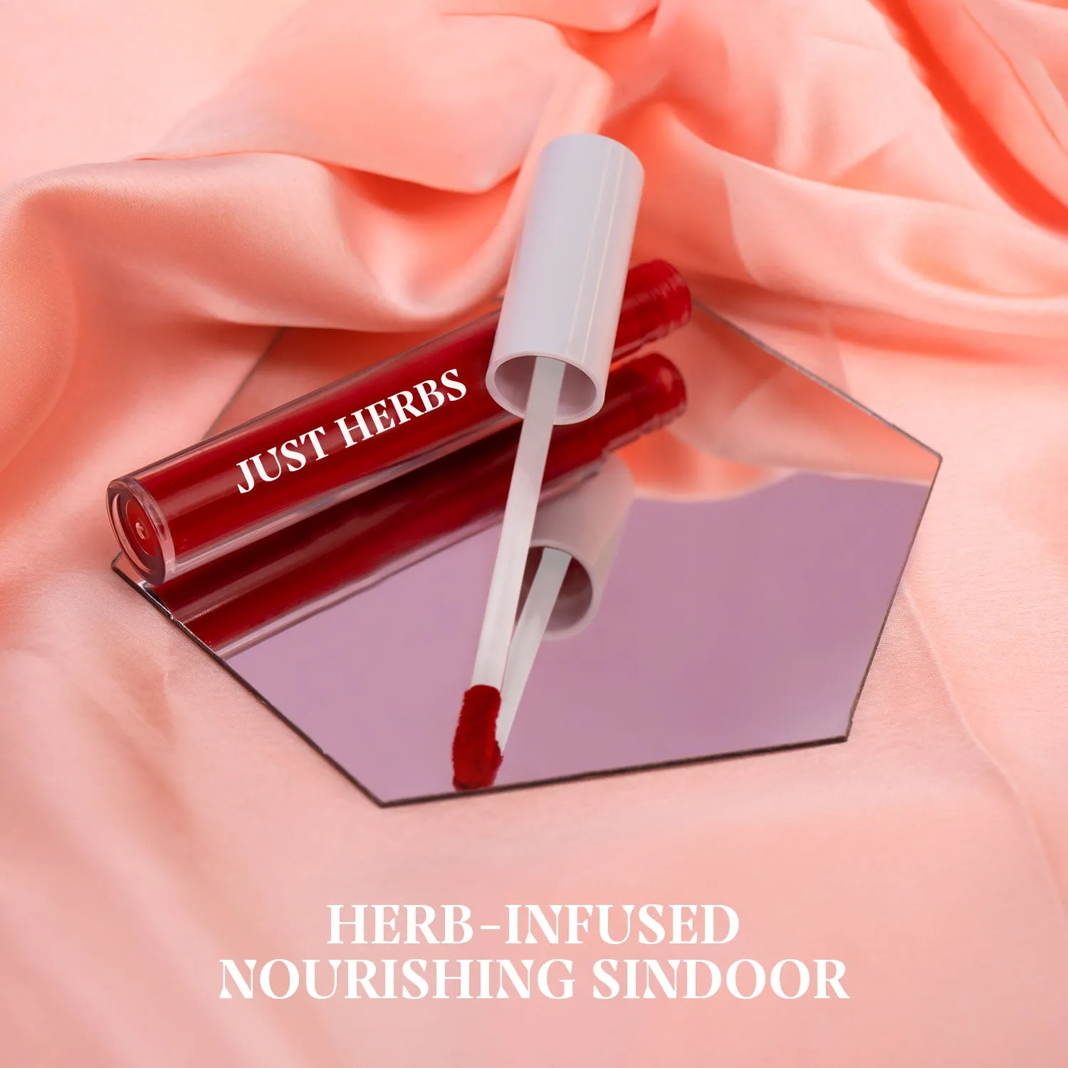 Long Stay Liquid Sindoor with Saffron and Sandalwood - 5 ml