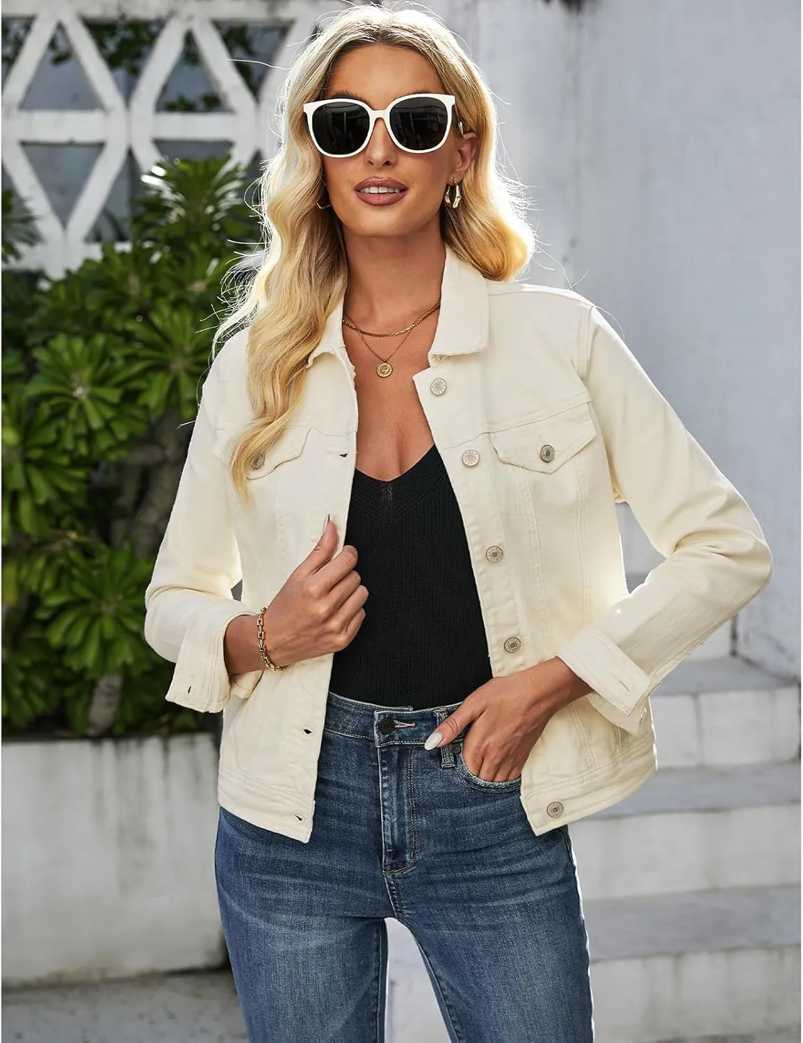 luvamia Women's Basic Button Down Stretch Fitted Long Sleeves Denim Jean Jacket