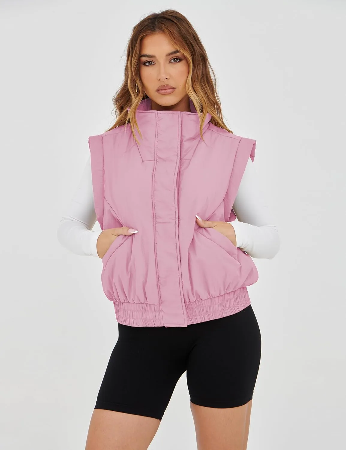 Lviefent Womens Puffer Vest Cropped Lightweight Button Down Quilted Vest Sleeveless Padded Gilet Coat with Pockets