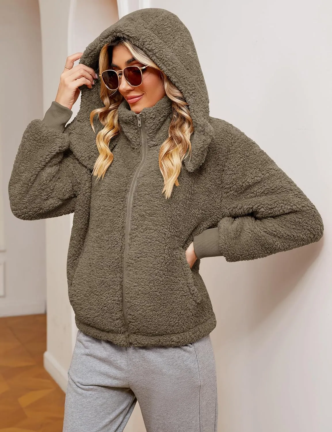 Micoson Womens Faux Fur Coat Winter Full Zip Sherpa Fleece Jacket Long Sleeve Warm Fuzzy Outerwear with Hooded
