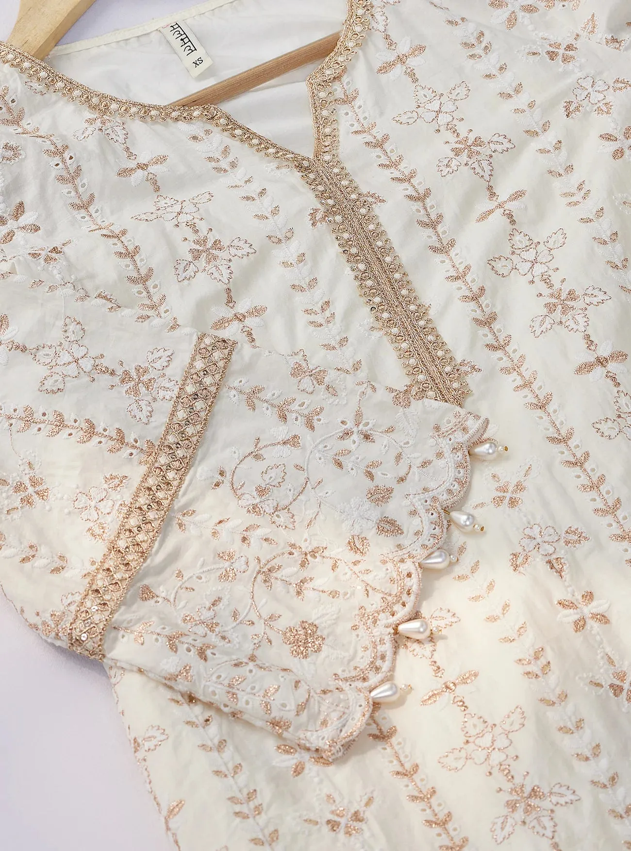 Mulmul Cotton Purvayi Off White Kurta with Off White Pant & Dupatta
