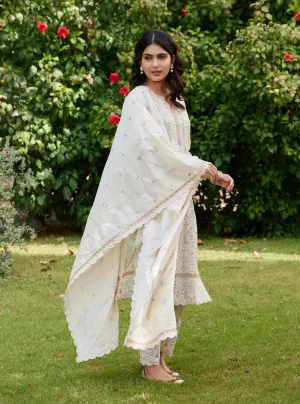 Mulmul Cotton Purvayi Off White Kurta with Off White Pant & Dupatta