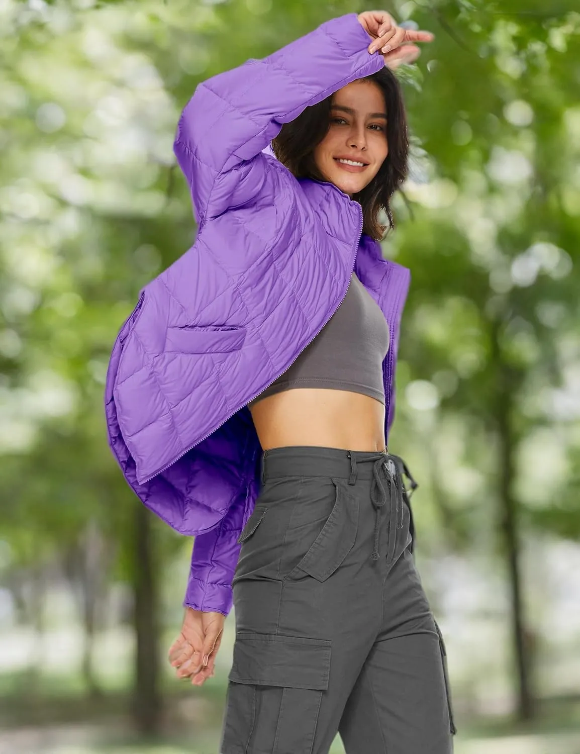 Orolay Women's Cropped Puffer Jacket Quilted Lightweight Oversized Down Coat Zip Up Spring Short Padded Outwear