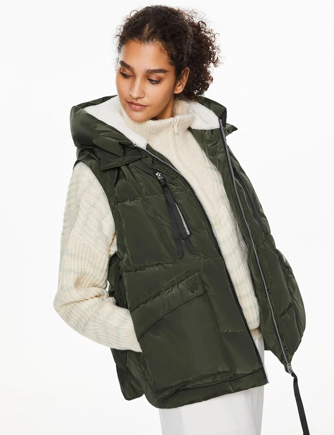 Orolay Women's Metallic Down Vest - Fashion Cropped Sleeveless Puffer Jacket Lightweight Shiny Hooded Gilet with Pockets