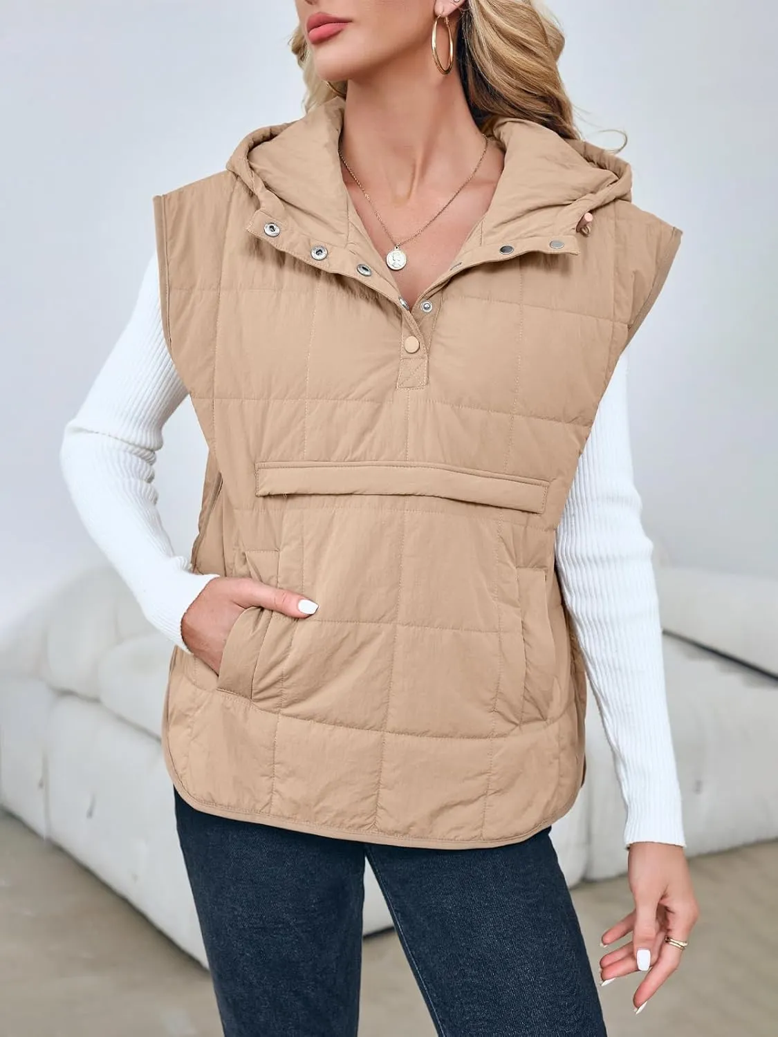 Saodimallsu Womens Quilted Puffer Vest Sleeveless Hoodies Fall Winter Tops with Kangaroo Pockets