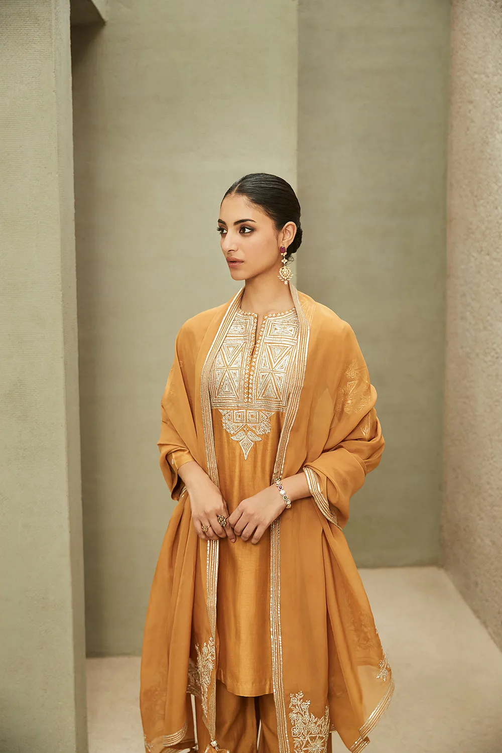 The Neo-Classic Kurta Set