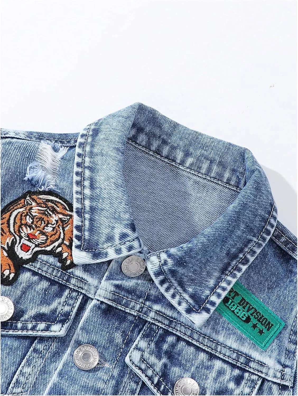 WDIRARA Boy's Button Down Graphic Denim Jacket Long Sleeve Collared Denim Coat Casual Outerwear