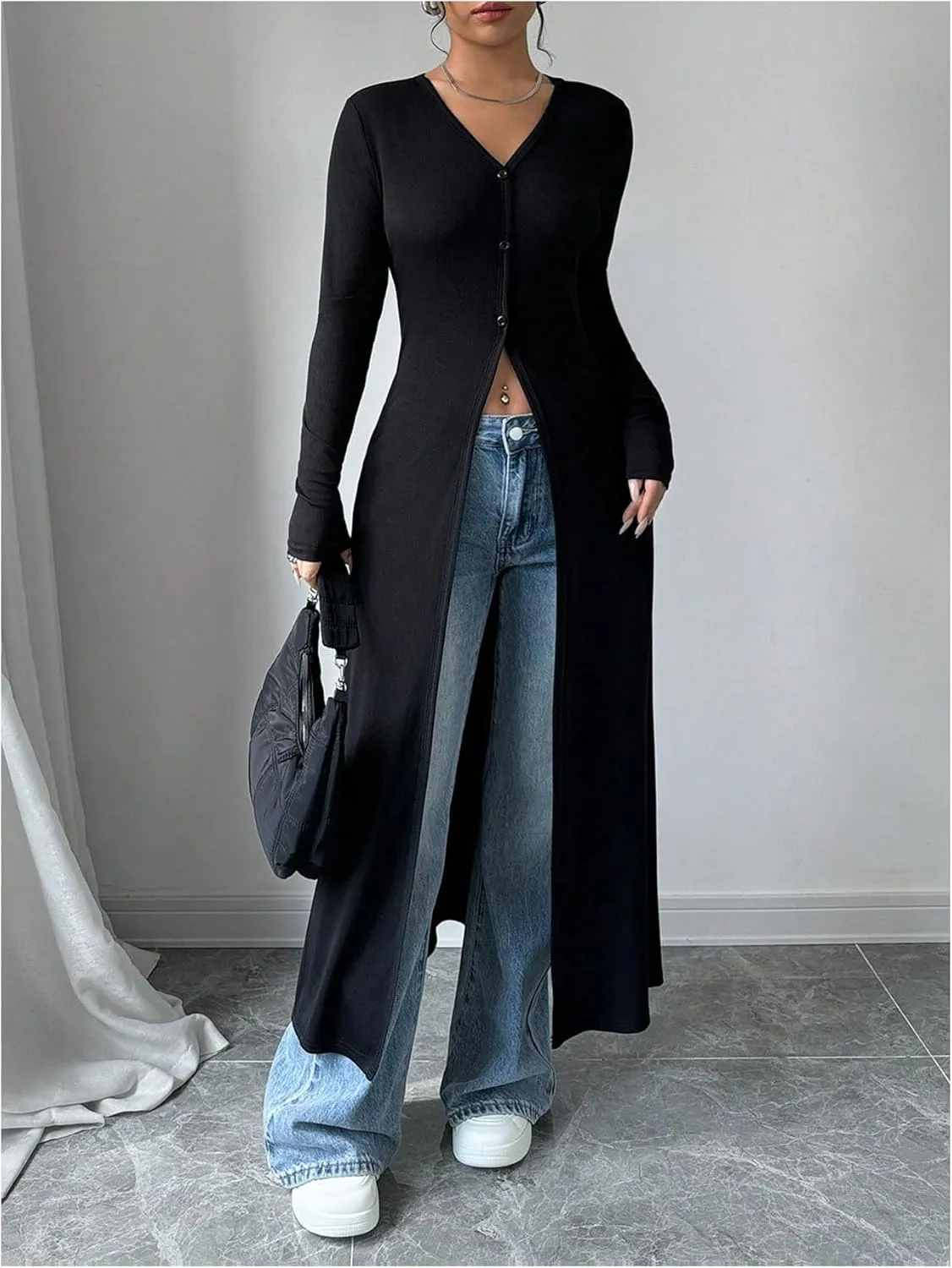 WDIRARA Women's Button Down Long Cardigan V Neck Slit Ribbed Knit Sweater Casual Going Out Tops