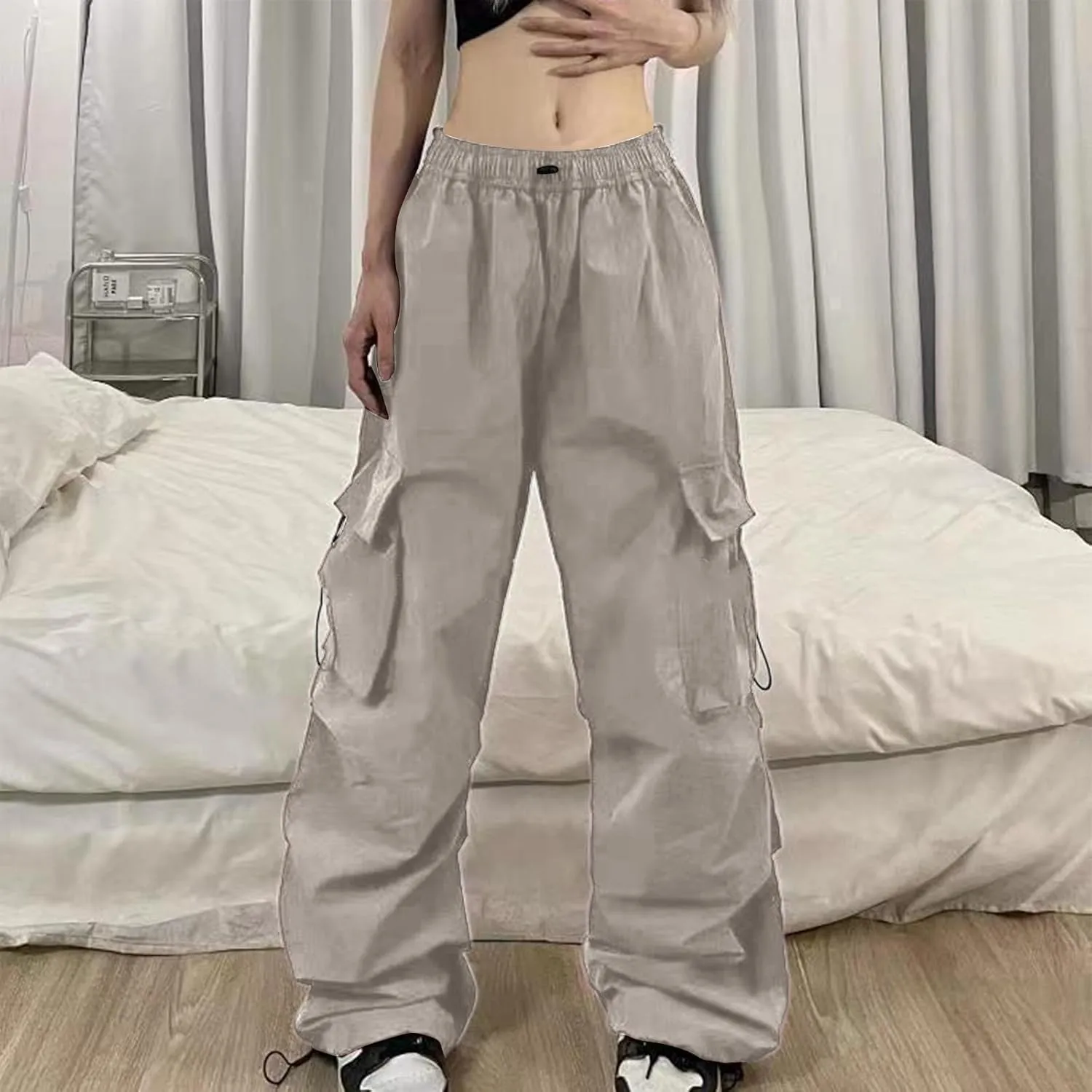 Wide Leg Parachute Pants Woman Baggy Elastic Waist Summer Cargo Pants Lightweight Y2K Trendy Trousers with Pockets