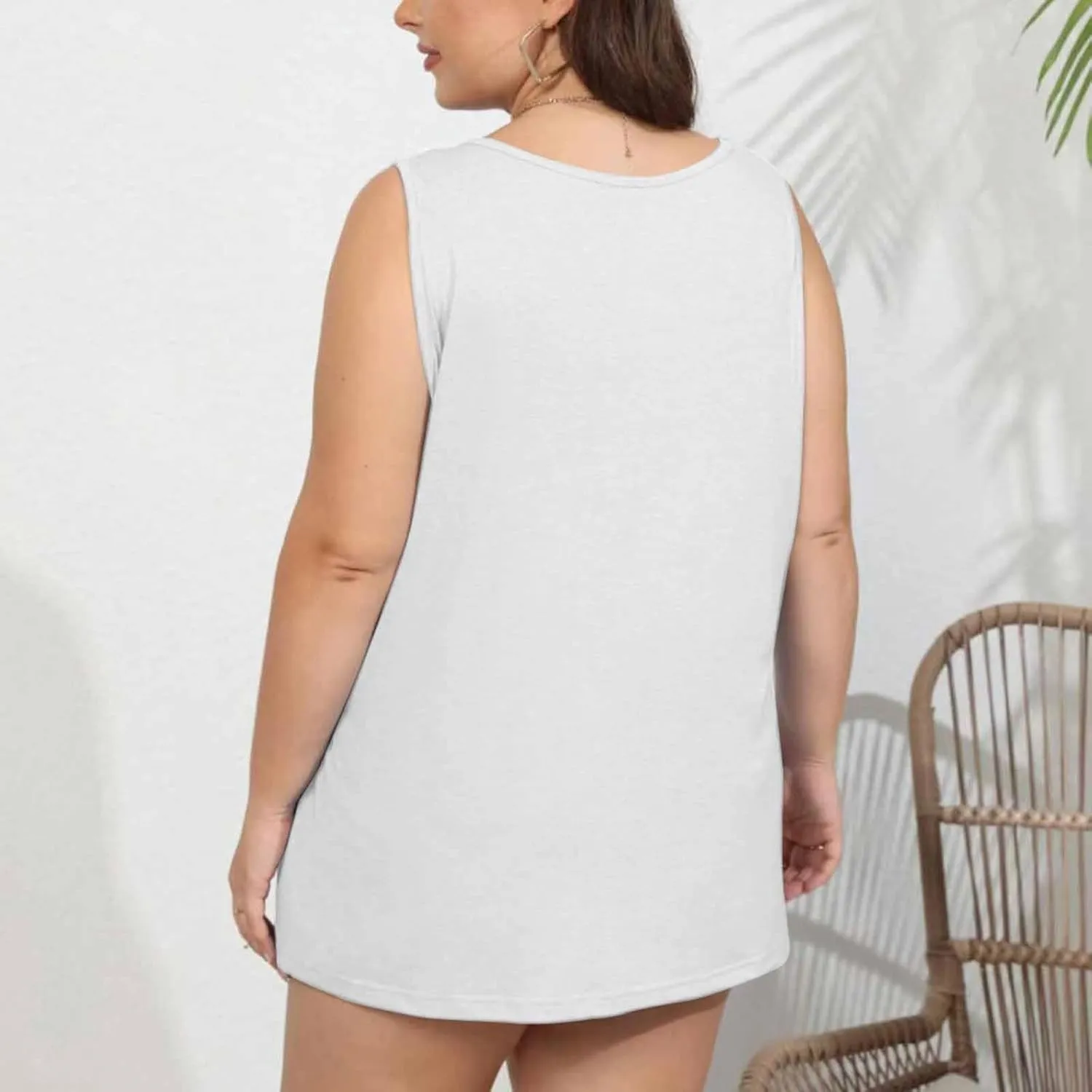 Womens Plus Size Tank Tops Loose Fit Casual Scoop Neck Shirts Flowy Sleeveless Summer Tshirts Ladies Basic Tees