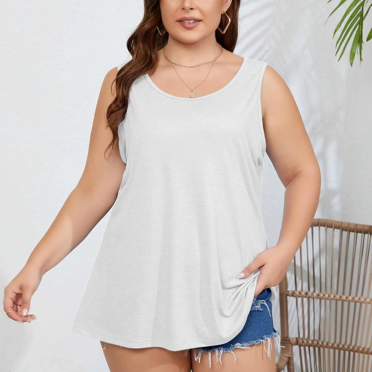 Womens Plus Size Tank Tops Loose Fit Casual Scoop Neck Shirts Flowy Sleeveless Summer Tshirts Ladies Basic Tees